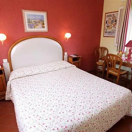 Hotel Mas Djoliba